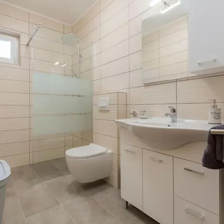 Xenia A Energy Efficient * Labin (Istria)